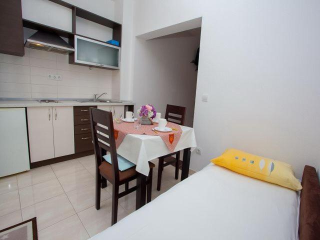 Apartmani Dana ماكارسكا المظهر الخارجي الصورة